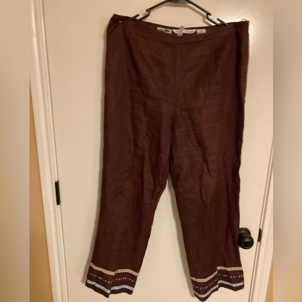 Nikki Valentine 💯 % Irish Linen capri pant. Boho,embroidered, Coastal Grandma